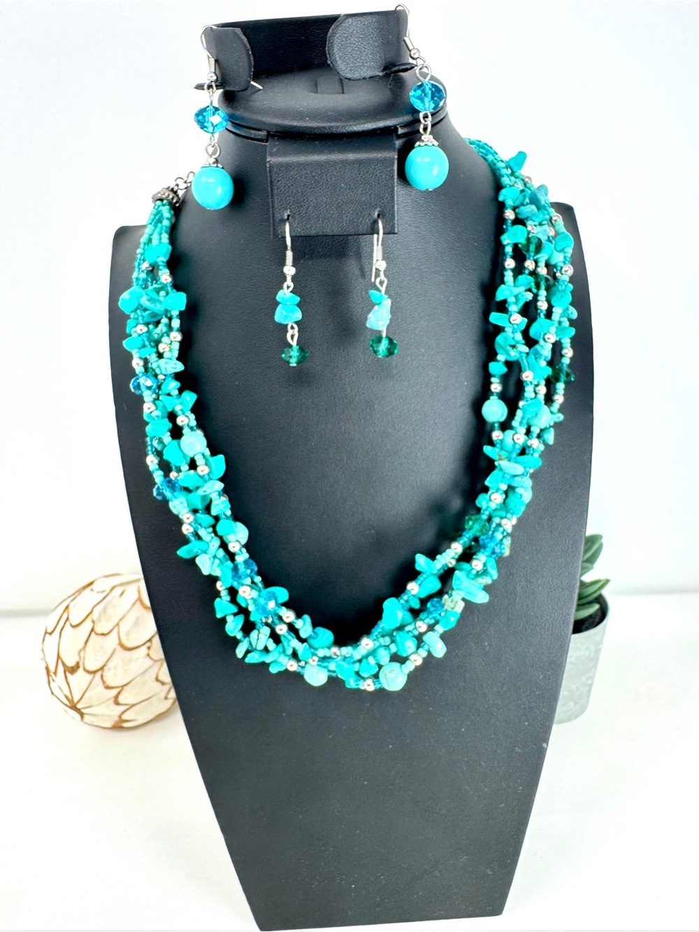 Unbranded Multi-Strand Turquoise Chip & Crystal Statement Necklace Set - EUC